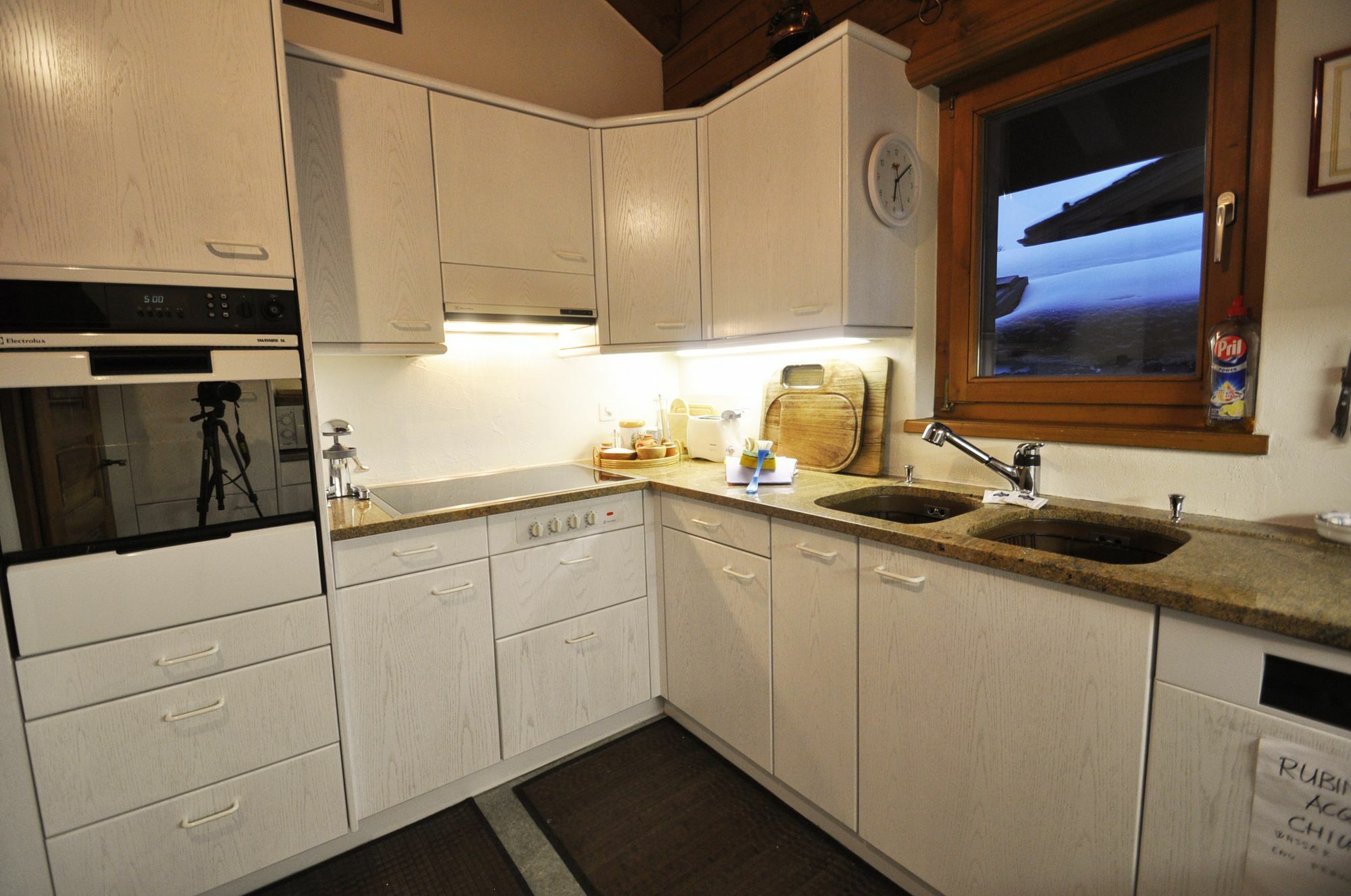 Haus Tiefbach - Apartment Cervino Zermatt Extérieur photo